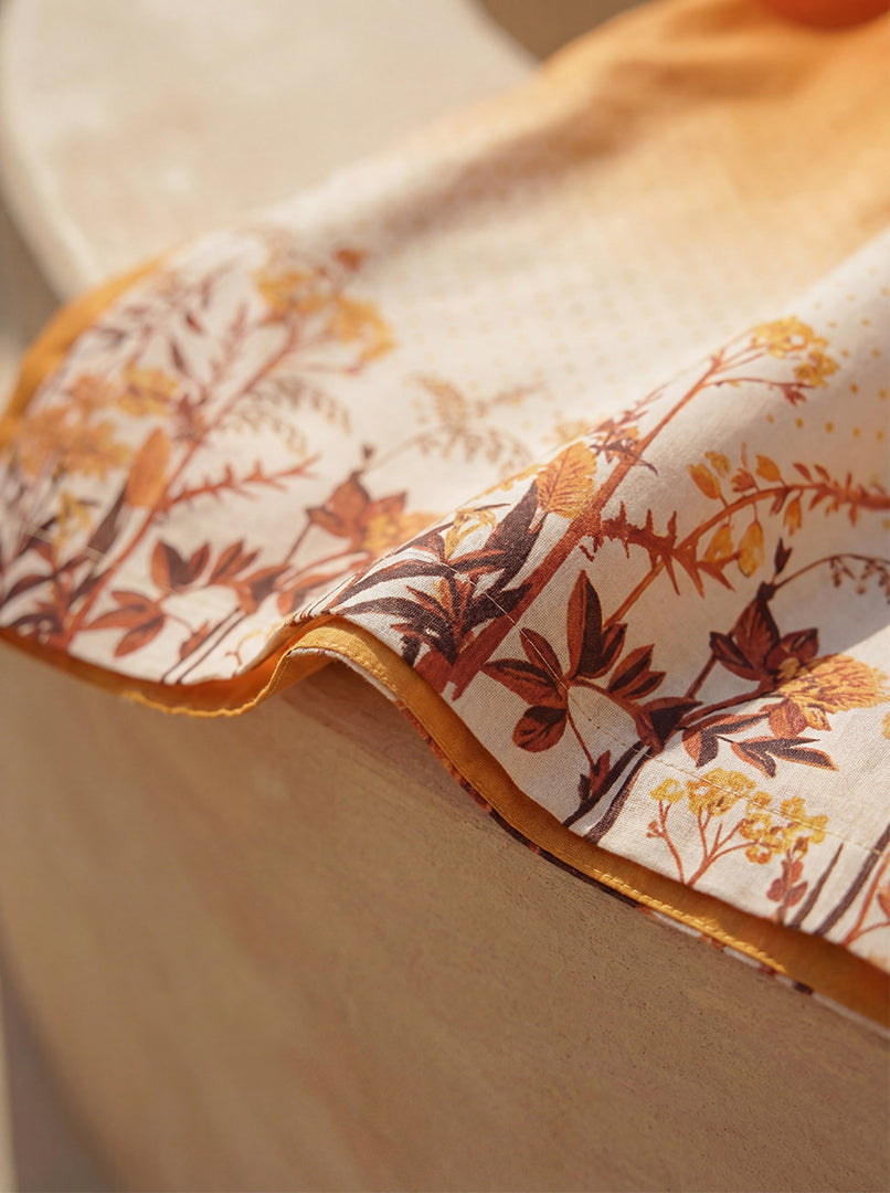 ORANGE POLKA Floral